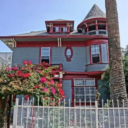 The Red Guest House In Downtown Los Angeles Exterior photo