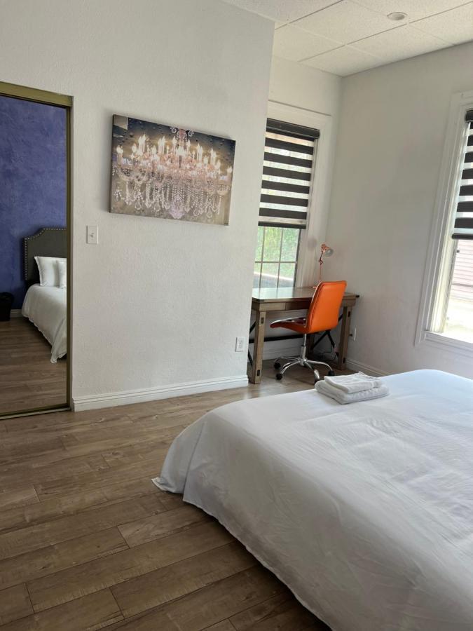 Apartment The Red In Downtown Angeles *
